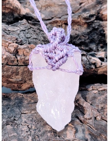 Macrame necklace - Rose Quartz