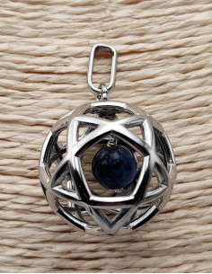 genesa crystal pendant