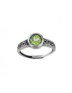 Ring with faceted Peridot... 2