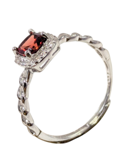 Anello con Granato Rosso in argento 925