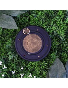 Brucia incensi e coni Triquetra 2